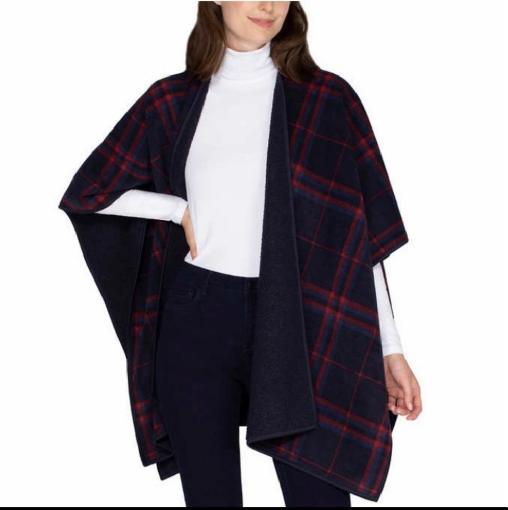 IKE BEHAR REVERSIBLE FASHION WRAP CAPE SHAWL Navy/Red Plaid O/S BNWT 1 Left